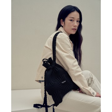 PLEATS MAMA - Bow BackPack (Black)